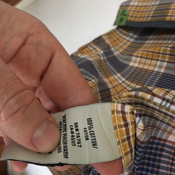 Extra Large men’s button down. - Picture 3 of 5